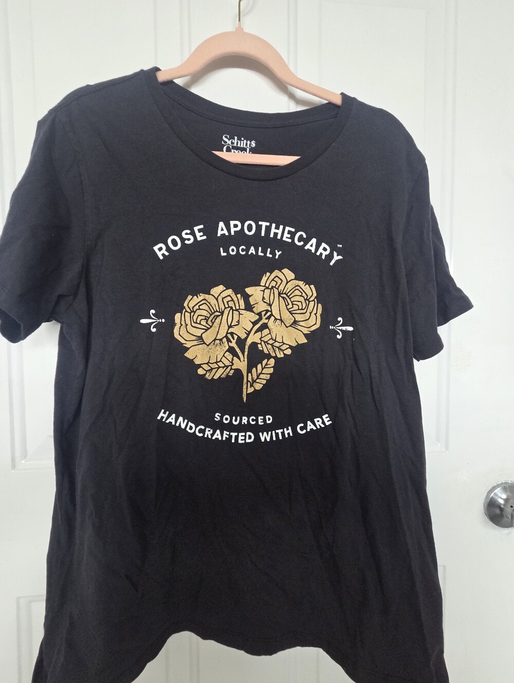 Schitts Creek Rose Apothecary Black Graphic Tee xxl